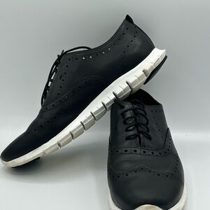 Women’s Cole Haan Black Oxford Shoes. Used and in excellent condition.